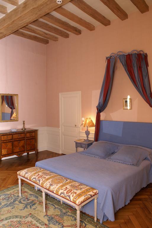 Chateau De Reignac Hotel Bagian luar foto