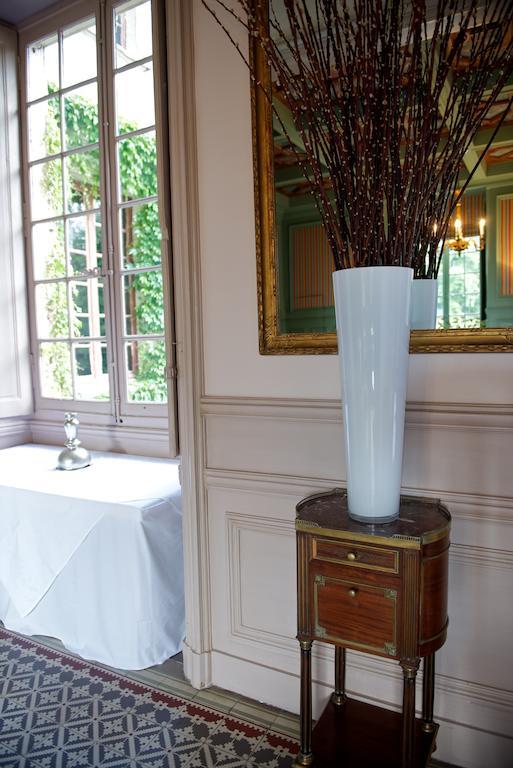 Chateau De Reignac Hotel Bagian luar foto